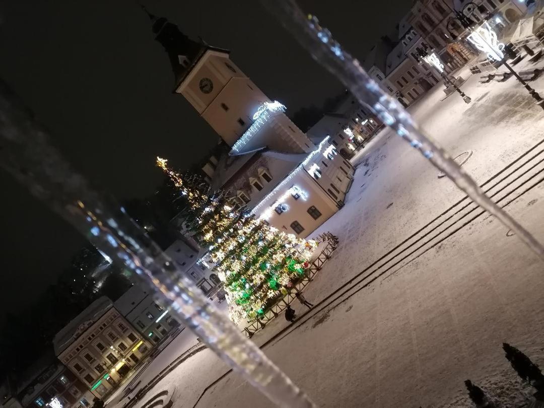 4 Rooms Piata Sfatului Brašov Exteriér fotografie