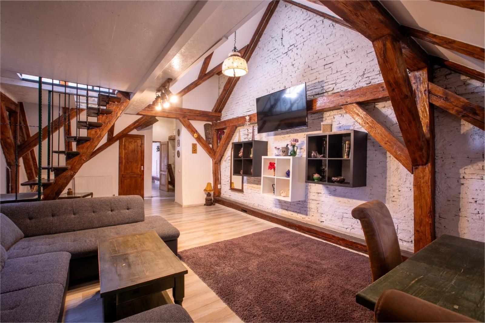 4 Rooms Piata Sfatului Brašov Exteriér fotografie