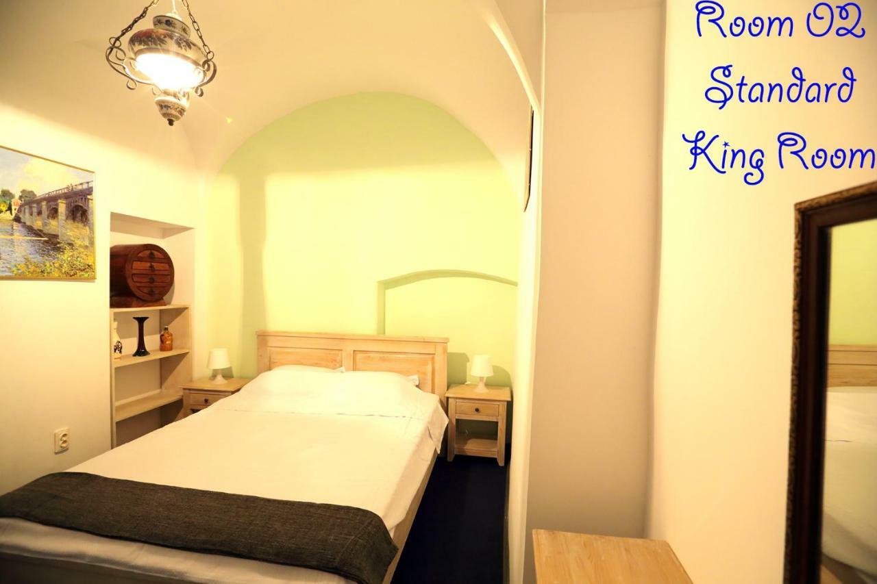 4 Rooms Piata Sfatului Brašov Exteriér fotografie