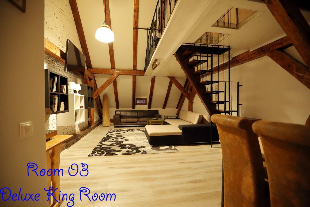 4 Rooms Piata Sfatului Brašov Exteriér fotografie